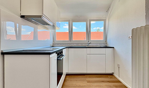 Bright 3-room apartment - First occupancy after renovation.