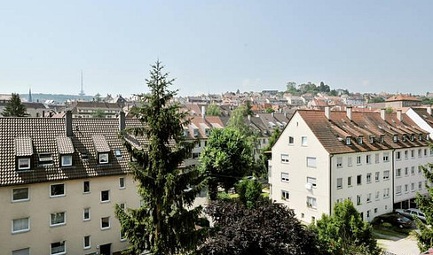 3-Zimmer-DG-Wohnung in ruhiger Lage von S-Ost