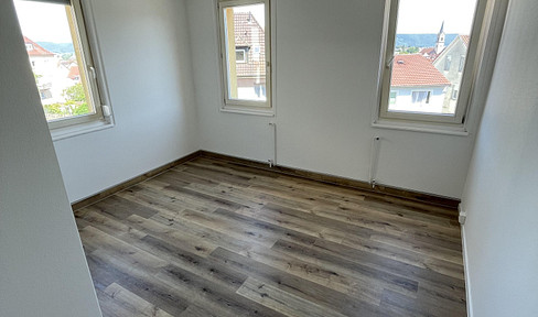 Newly renovated 3-room apartment - available immediately.