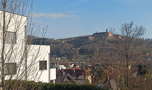 Enjoy peaceful and comfortable living with a view of the castle, and a large terrace.