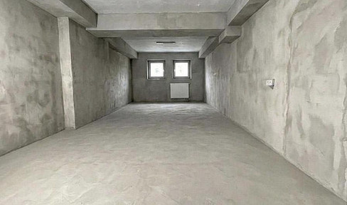 Gewerbe Kellerraum mit eigenem Eingang und Stellplatz *sofort bezugsfrei*