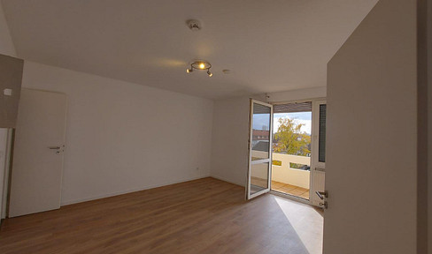 Große und gut geschnittene 1-Zimmer-Wohnung mit Balkon in Schweinfurt