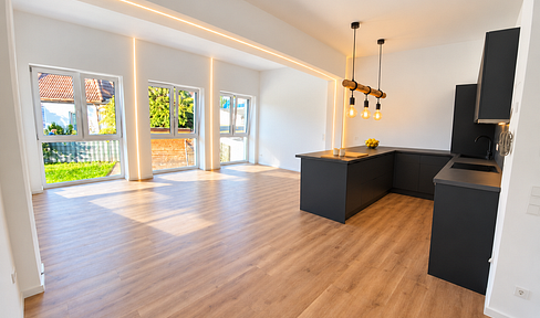 Loftwohnung 2,5 Zimmer - ZENTRUM Neugablonz | Energiehaus | Küche + Stellplatz