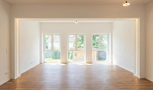 Charmante 2,5 Zimmer im EG – weitere Wohnungen verfügbar | KfW-55-EE