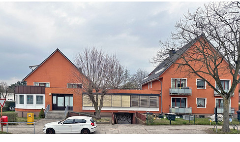 Bürofläche oder Arztpraxis 65m2 bis 145 m², zu vermieten.