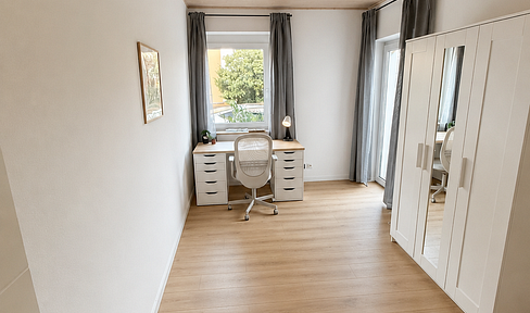 Furnished room available in a shared apartment with 3 people in Spardorf!