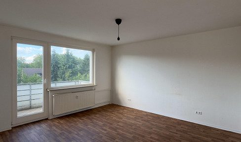 Summer on the balcony: Spacious, well-maintained 3.5-room apartment.