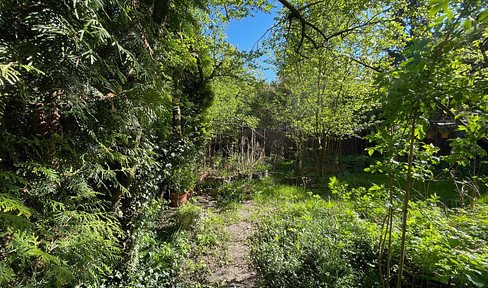 Apartment with private garden - near Rehberge.