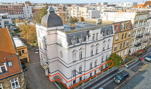 Bright commercial spaces in the basement, located in a prime area of Cottbus.