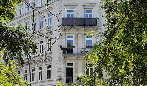 St.Pauli, Jugendstilwohnung, ca. 90qm, 2 Balkone