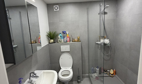 Modern, fully renovated 3-room apartment (65 sqm) on the 2nd floor – Excellent location, close to the Niederrhein University of Applied Sciences!
