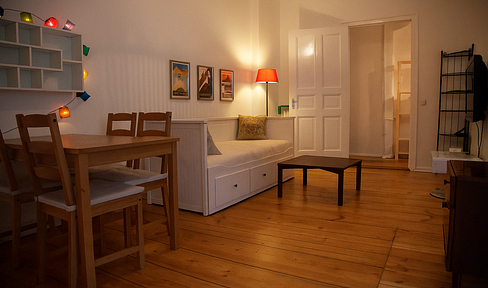 Helmholtzkiez, bezugsfei: helle 2-Zimmer-Wohnung im Prenzlauer Berg, nahe Mauerpark