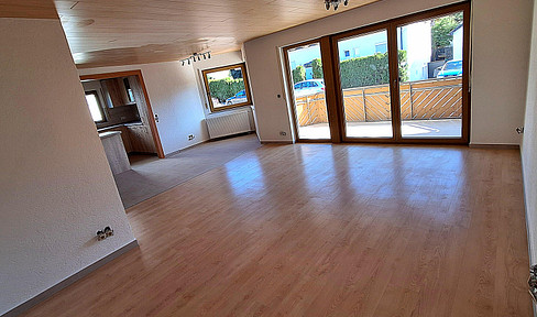 Beautiful and luxurious 3-room apartment for rent in Schönaich.