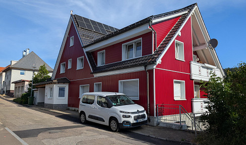 4-Zimmer-Wohnung mit Balkon und Garten