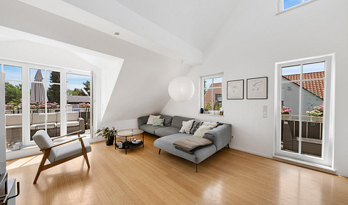 Provisionsfreie, lichtdurchflutete Maisonette mit Dachstudio & 2 Balkonen | KfW-A+ | M-Untermenzing