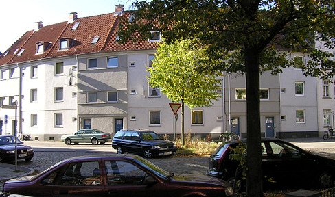 Schöne, helle 2 Zimmer Single-Wohnung,  nähe Bahnhof