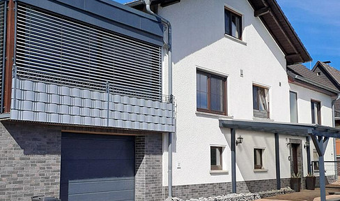 Traumhaus in Südlage - 1 bis 2 Familienhaus in Günterod
