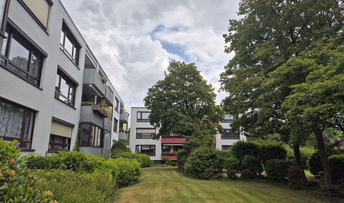 Attractive 3-4 room apartment with a south-facing balcony, located in a quiet residential area.