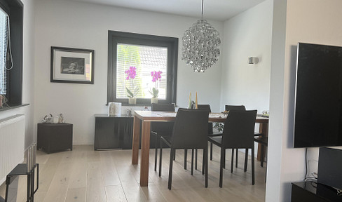 Excellent location: Detached house in Stadtpark, Norderstedt, near [amenity/area].
