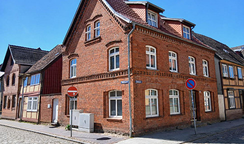 Multi-family house in the city center of Plau am See - Factor 15.