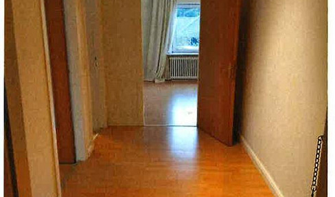 Attractive 2-room apartment (1st floor) in a quiet location with a large garden in Windbergen.
