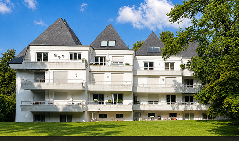 An exquisite living experience: 5 rooms, 3 balconies, 2 levels, air conditioning, garage, and much more...