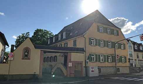 2-Zimmer-Wohnung mit neuwertiger EBK + saniertem Tageslichtbad zentral in Ubstadt