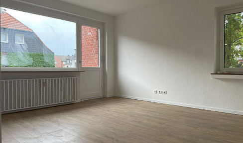 Neu sanierte 2-Zimmer-Wohnung mit Balkon in Oberhausen