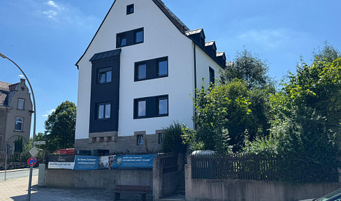 Brand new - Renovated 3-room attic apartment with panoramic views.