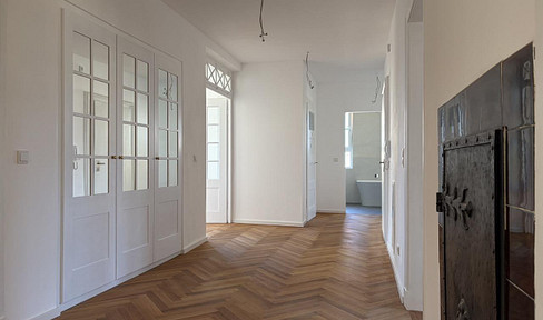 Exklusive, kernsanierte 146 m² Altbauwohnung in Top-Lage von Göppingen–stilvoll, modern, einzigartig