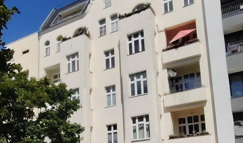 Stilvoll renovierter Altbau in Charlottenburg