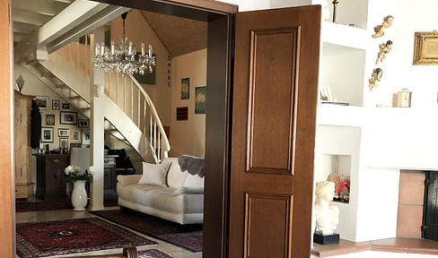 Willkommen in unserer 4-5 Zimmer Maisonetten Wohnung + Doppelgarage