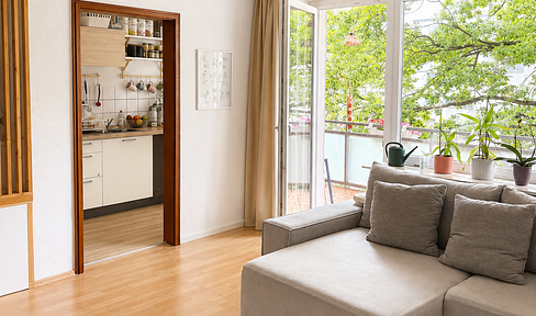 Helle 1-Zi. Wohnung mit großem Balkon gut vermietet und attraktiv gelegen in Großburgwedel