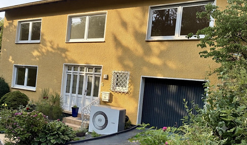 Technisch modernisiert. Mitten im Grünen. Ihr neues Zuhause ist startklar!