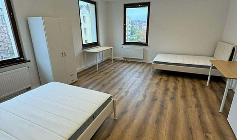 Bed in a furnished shared room in a renovated 4-person shared apartment with a balcony, located in Lichtenhof!