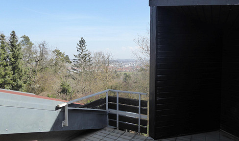 Mediterranean terraced house with a view in Gerlingen.