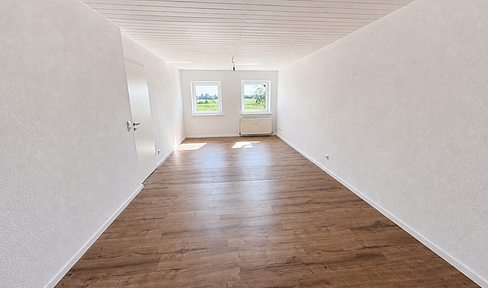 3 Zimmer Wohnung mit eigenem Garten - Erstbezug nach Renovierung