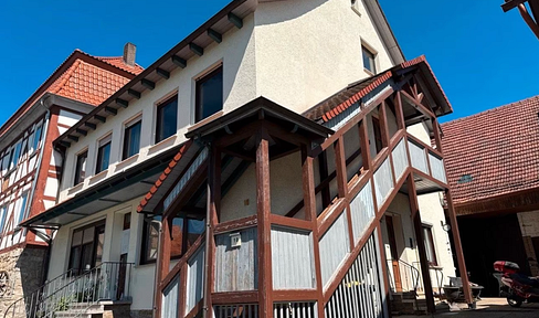 Großzügiges Mehrfamilienhaus mit Sauna in Nentershausen-Süß