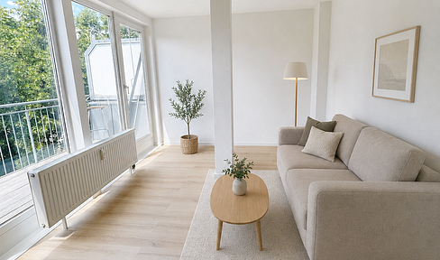 Gemütlicher Rückzugsort in Zossen: 3 Zimmer, Terrasse und See direkt vor der Tür