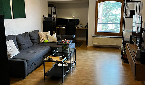 Bright, furnished 2-room student apartment available, excellent location near the University of Mannheim.