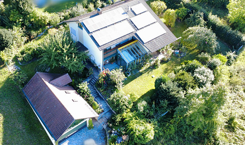 Freistehendes Einfamilienhaus in ruhiger Südhanglage mit weitem Blick über das Vilstal