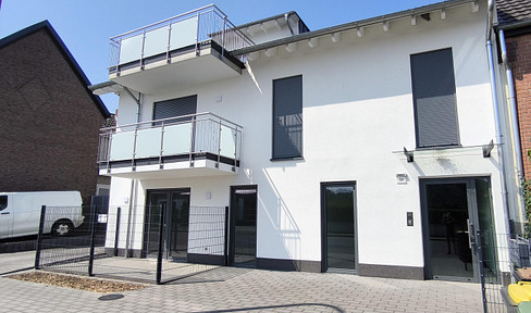 No commission! Brand new, 2-room apartment with rooftop terrace, 0.76% KfW loan included!