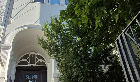 Bremen – Barkhof von privat: Repräsentative Hochparterre-Wohnung