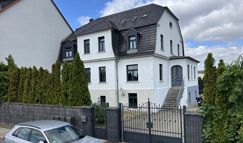 Multi-family house with no rental restrictions, offering a 7.9% return.