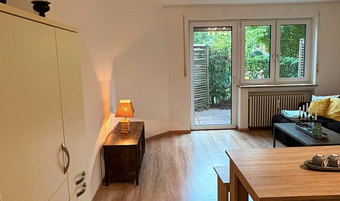 Charming 1.5-room apartment with a terrace – no commission fees.