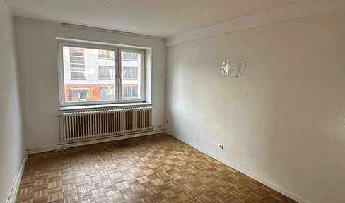 Attractive city-center location in Düsseldorf - 3.5-room apartment.