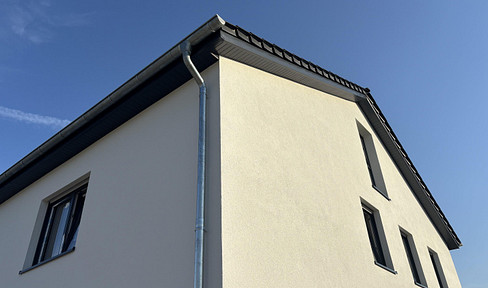 Neubau-Wohnung über zwei Ebenen