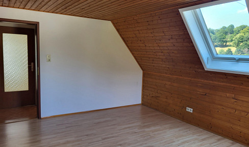 Helle 3-Zimmer-DG-Wohnung