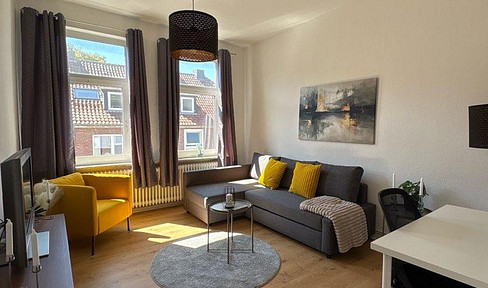 Fully furnished 2-room apartment in a central location in Wilhelmshaven – long-term rentals welcome.