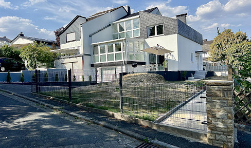 Architekten-Unikat in Neu-Anspach: Moderner Luxus & Erstbezug nach Sanierung